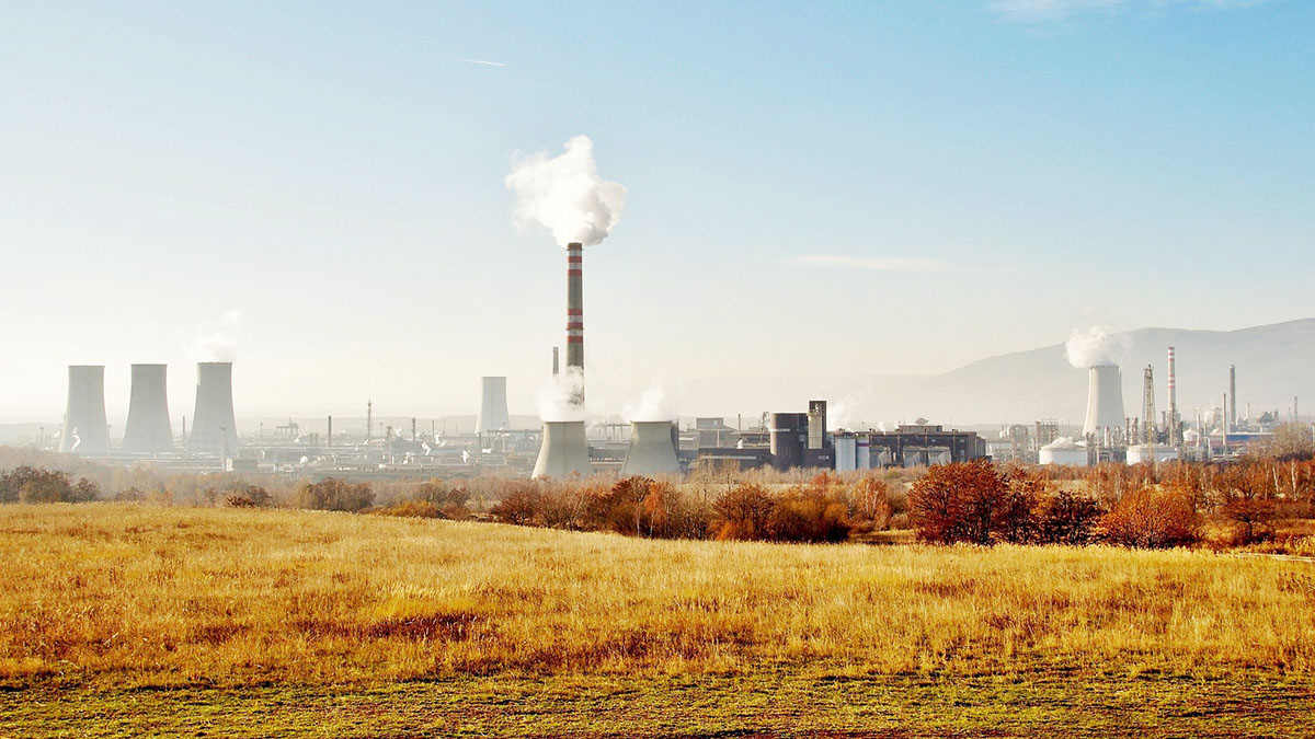 China's Petrochemical Industry Extends Recovery Despite Oil Price Weakness