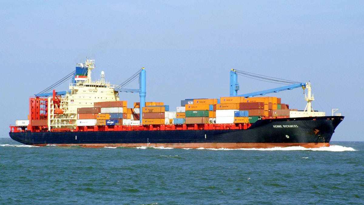 China's Caustic Soda and Related Chemical Output Rise in September, Driven by Strong Downstream Demand